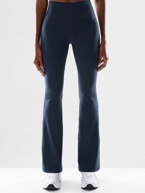 aritzia golden flare high-rise groove pant size 0 in navy blue